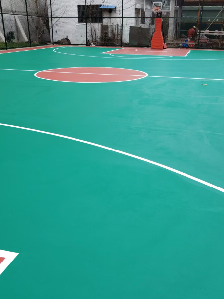 嘉祥 球场长期使用易出现地面开裂